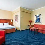 Courtyard By Marriott
