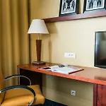 Courtyard By Marriott Hotel 4*