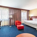 Courtyard By Marriott