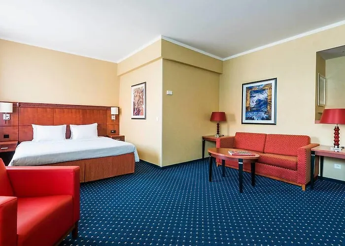 Courtyard By Marriott