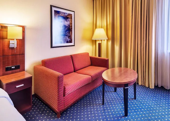 Courtyard By Marriott 4*