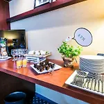 万豪布拉格市万怡酒店 酒店