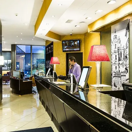 Courtyard By Marriott 4* Prague