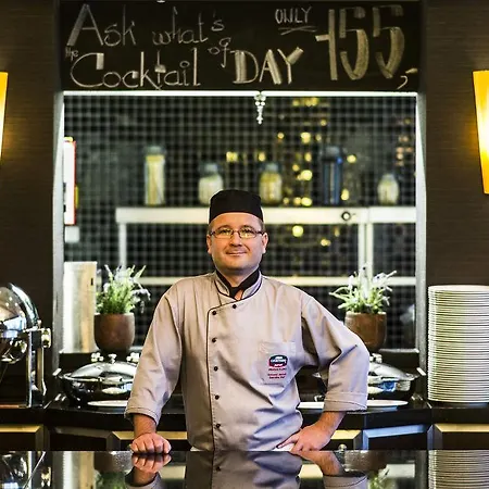 Courtyard By Marriott Hotel 4*