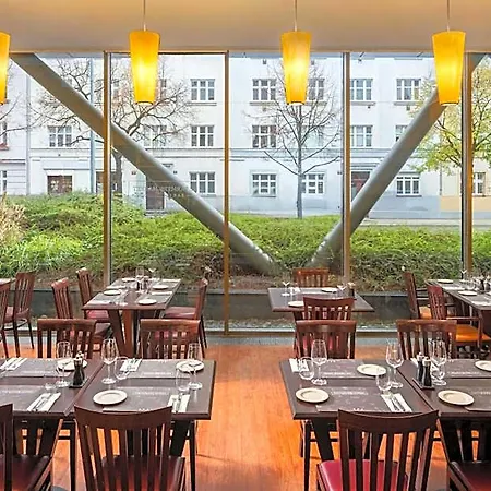 酒店 万豪布拉格市万怡酒店 4*