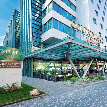 Otel Courtyard By Marriott Prag