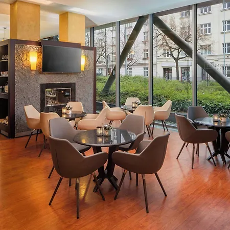 Courtyard By Marriott Отель