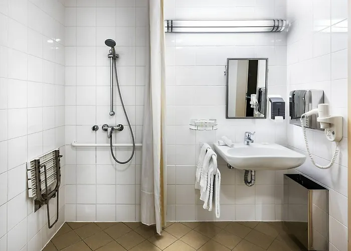 Courtyard By Marriott 4*