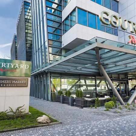 Courtyard By Marriott 4*