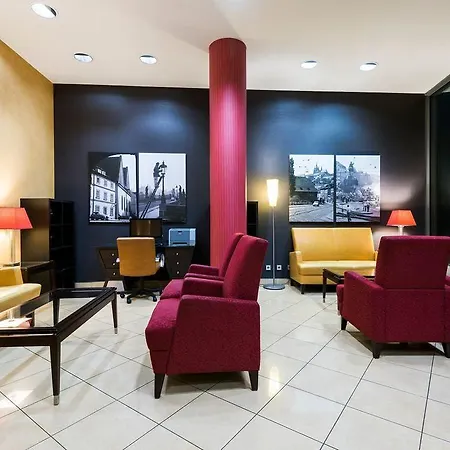 Courtyard By Marriott 4* Prag