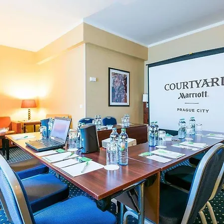Courtyard By Marriott